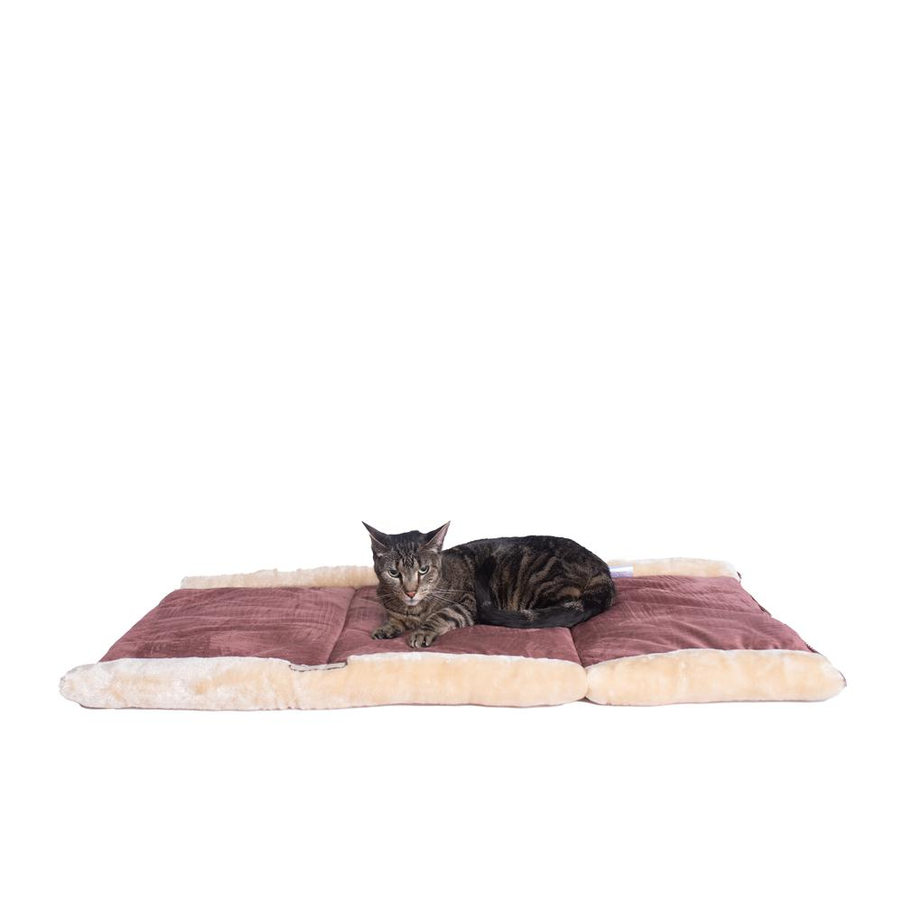 Armarkat Cat Bed/Pad Model C16HTH/MH            Indian Red & Beige